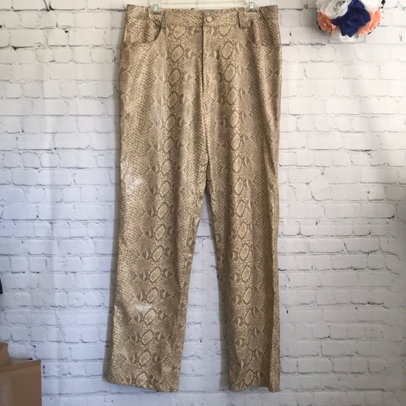 FU DA Sport Pants - FU DA Sport high-rise snakeskin print pants